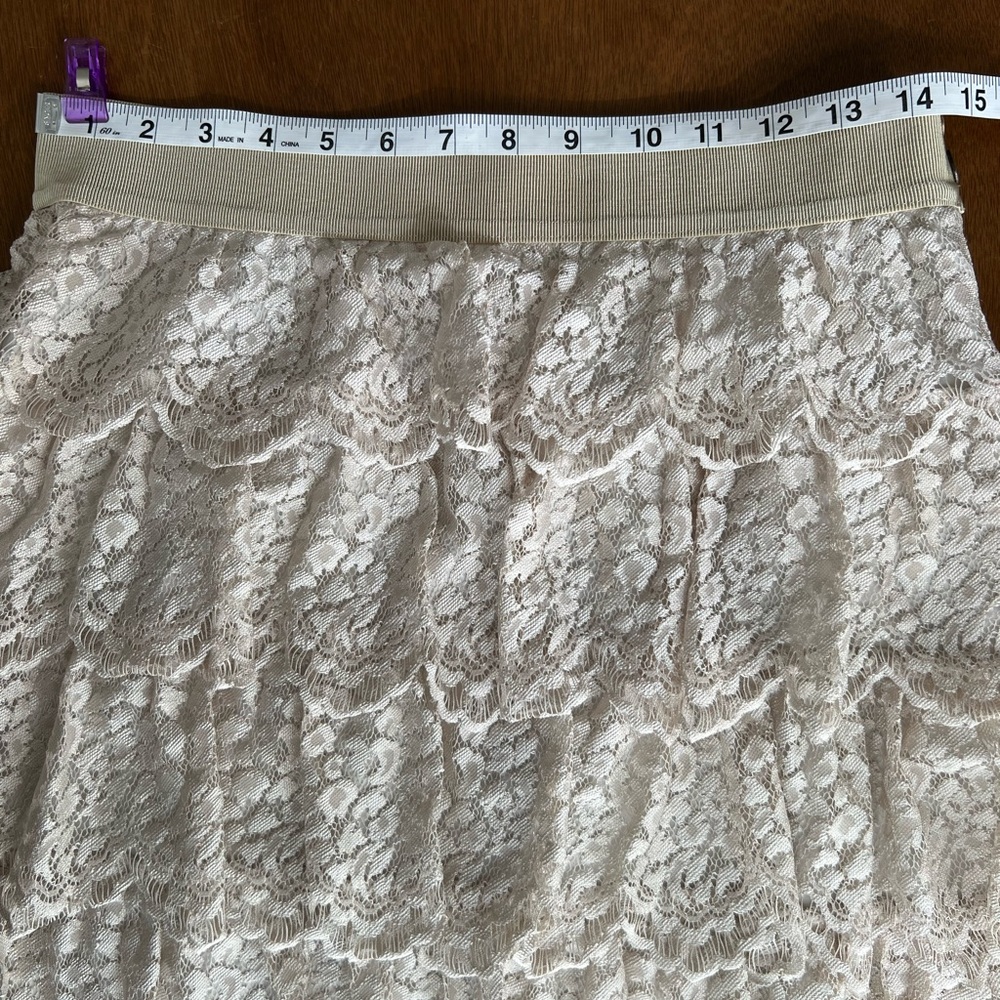 Ann Taylor Tiered Lace Skirt Size 6 Petite - Picture 9 of 16